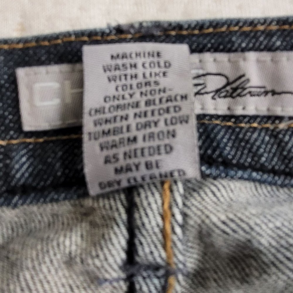 Chico's Platinum Women's Jeans Size .5 Reg (6 Small) - Picture 9 of 9